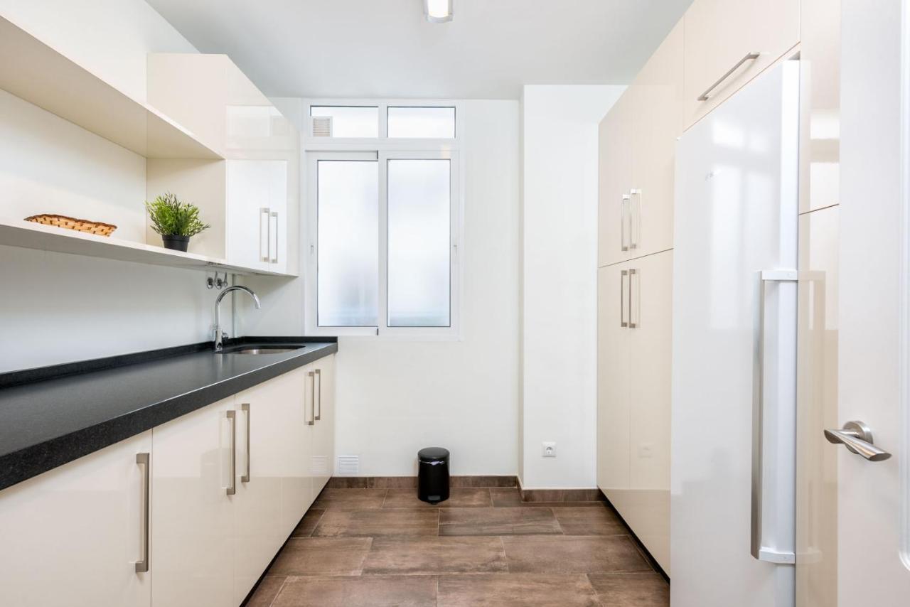 Mary Apartment In Malaga By Solaga Holiday Homes Eksteriør bilde